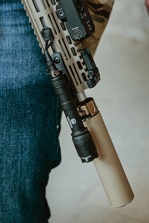 200 Lumens LED Weaponlight - Sort