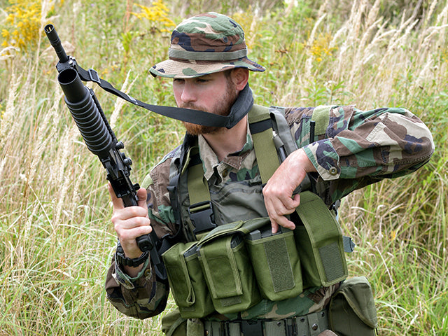 Navy Seal Chest Rig med M16/AK47/M14 Lommer