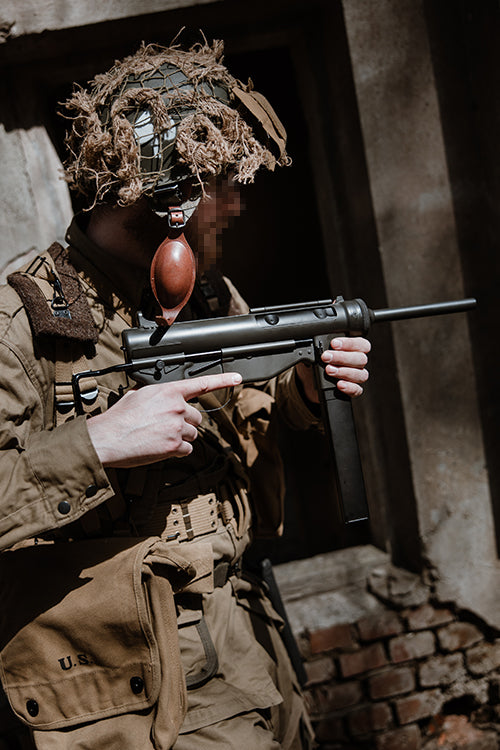 SW-06 M3A1 Grease Gun riffel - helmetal