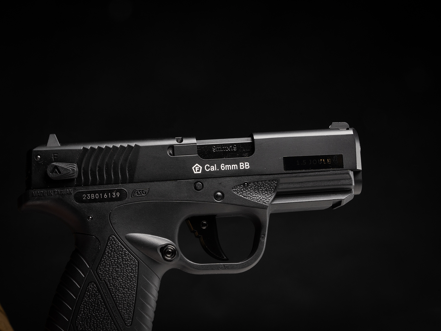 BERSA BP9CC, CO2, Blow Back (1,5 Joule)
