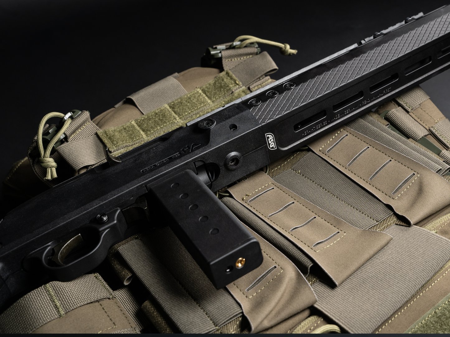Hera Arms H-22 Special Teams Carbine - Black