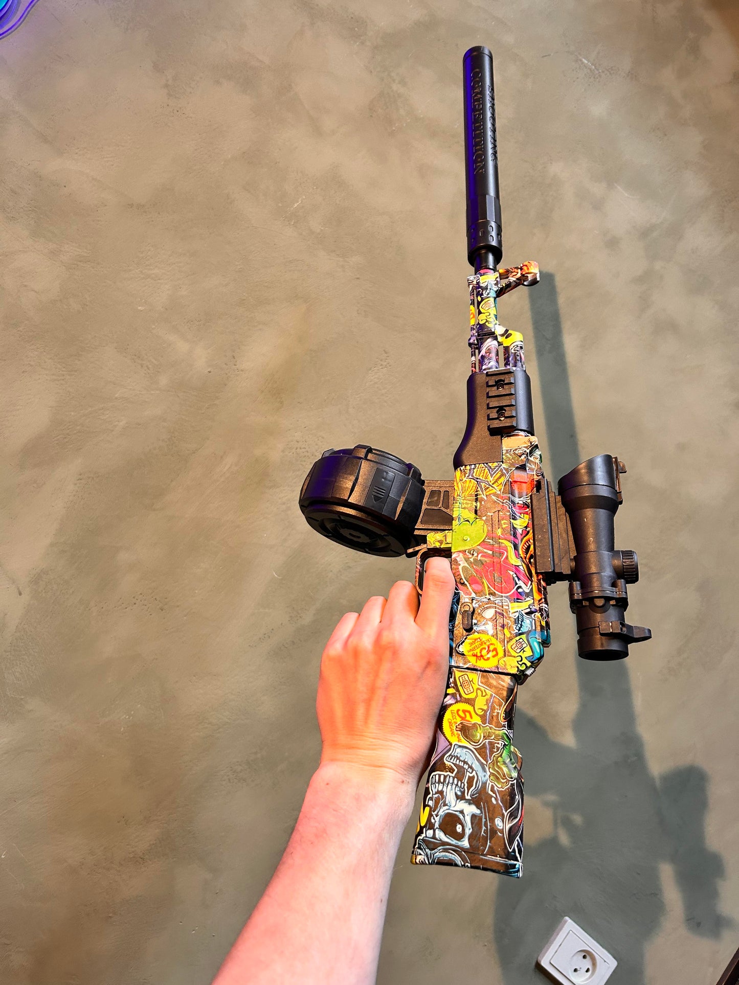 Splatter Mini AK47 Gel Blaster - Dødningehoved Grafiti