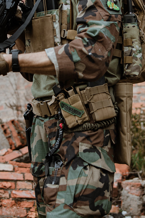 DOUBLE PISTOL MAG POUCH - TAN