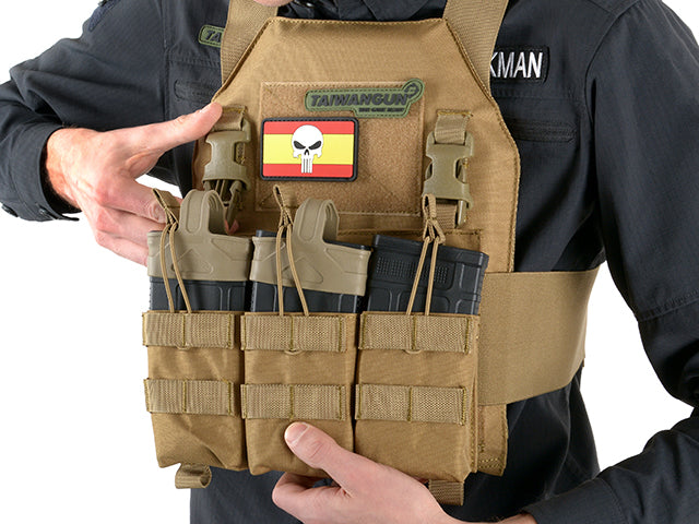 Buckle Up Triple SR25/AR-10/M14/SCAR-H Pouch Panel - MC