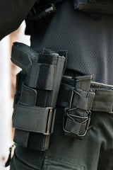 Versatile pistol magazine pouch