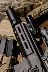 X300UH-B pistol flashlight - Sort