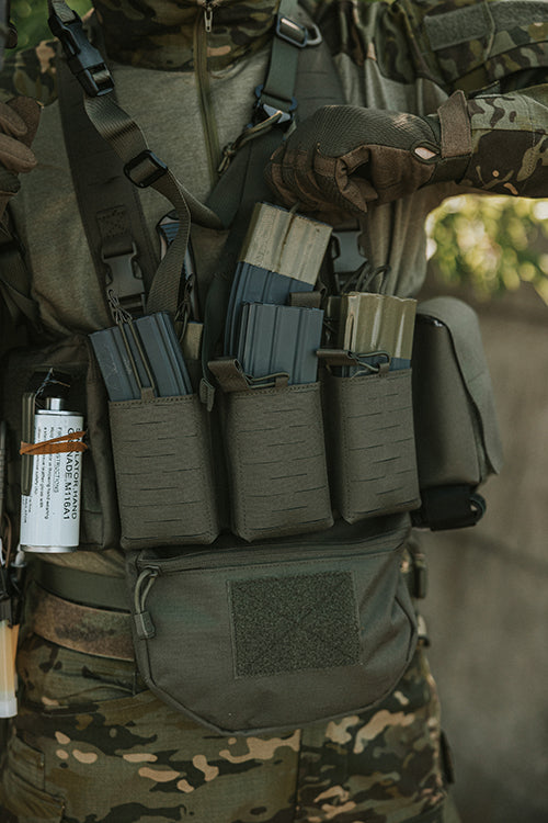 Laser Cut Panel with Pouches for 6 AR15 / AK Magazines - Ranger Green