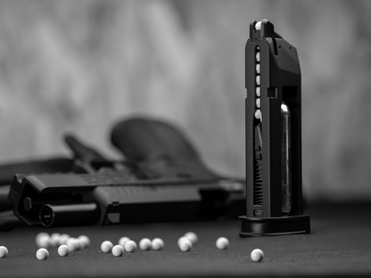 Steyr L9-A2, CO2 ( Gas Magasiner passer )