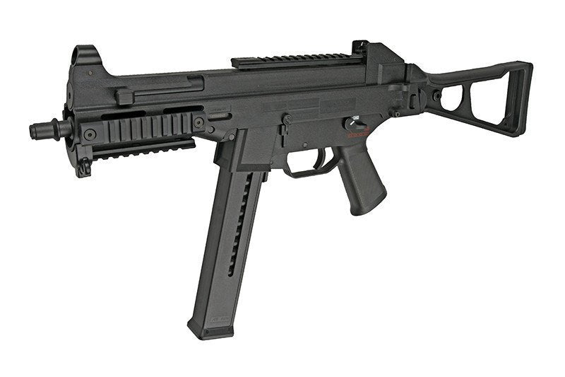 H&amp;K UMP SUBMACHINE GUN 