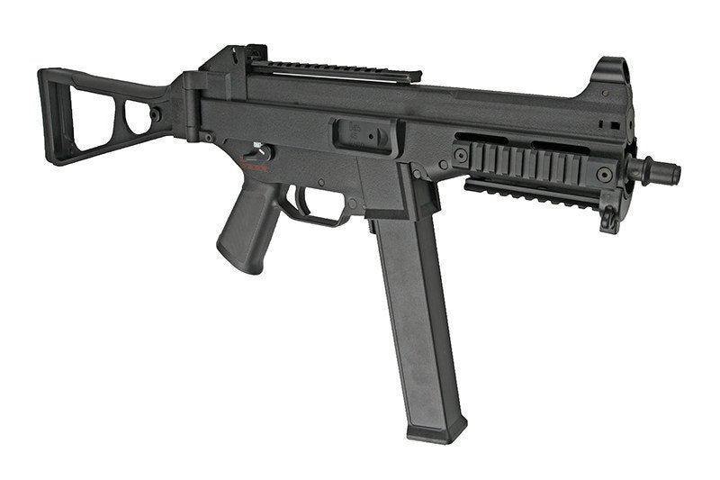 H&amp;K UMP SUBMACHINE GUN 